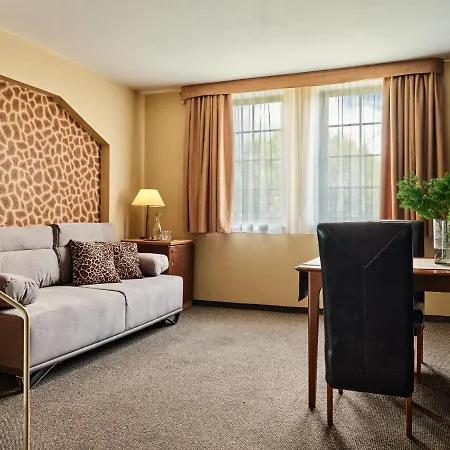 Great Polonia Krakow Airport 4* Modlniczka