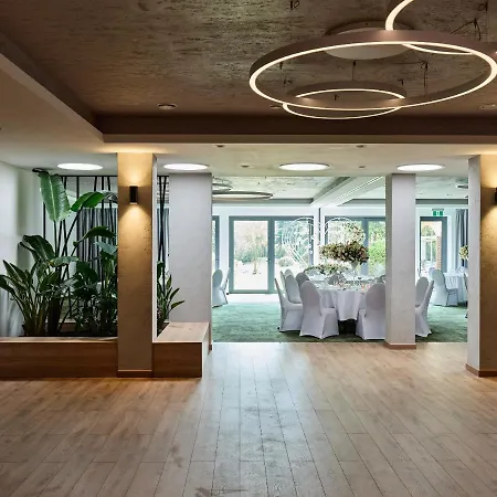 Great Polonia Krakow Airport 4*