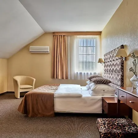 Great Polonia Kraków Airport 4* Modlniczka