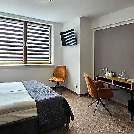 Great Polonia Krakow Airport ホテル 4*
