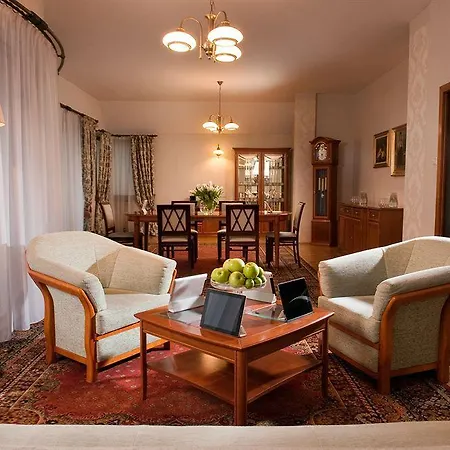 Great Polonia Krakow Airport Modlniczka