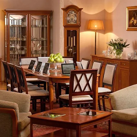 Hotel Great Polonia Krakow Airport 4*